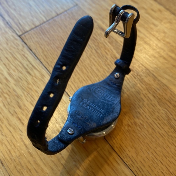 Fossil Watch - Picture 4 of 6